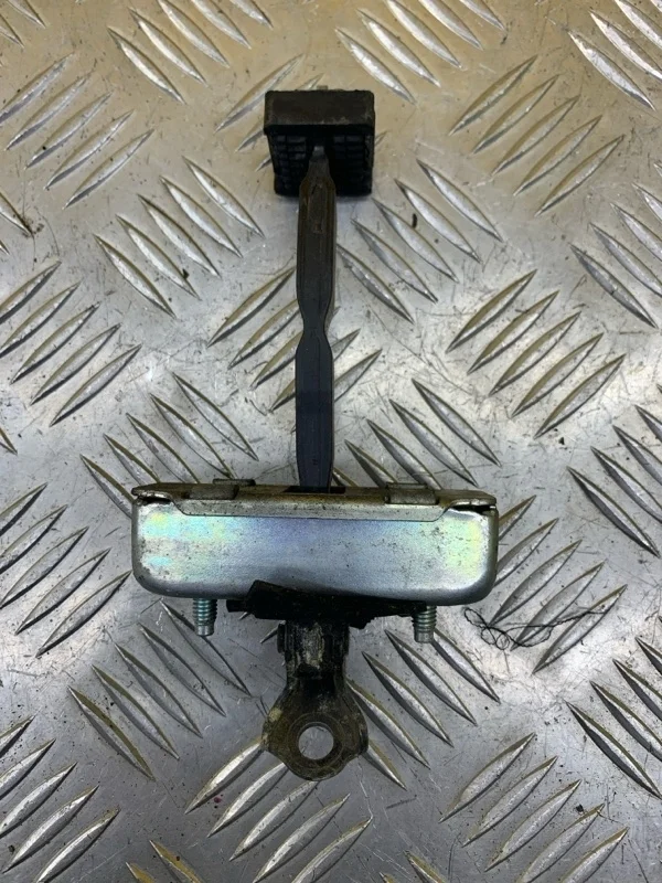 Ограничитель открывания двери Toyota Land Cruiser Prado 120 (2002-2009) 2007 6864060090 ВНЕДОРОЖНИК 3.0 D 1KDFTV