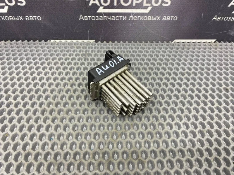 Резистор печки Audi A6 4B0820521 СЕДАН C5 2.4 APS