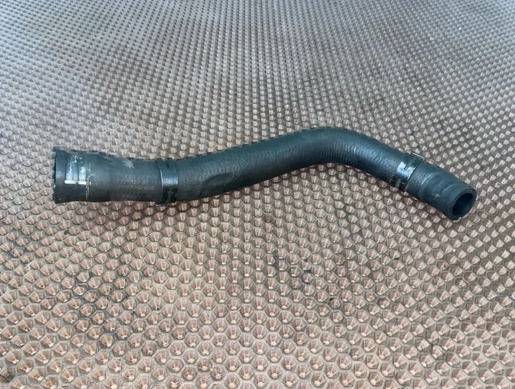 Патрубок радиатора Volkswagen Touareg 2003 7L