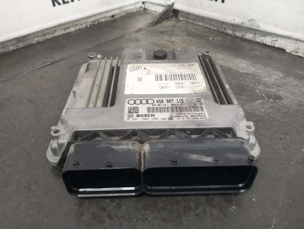 Блок управления двигателем Audi A4 2013 B8