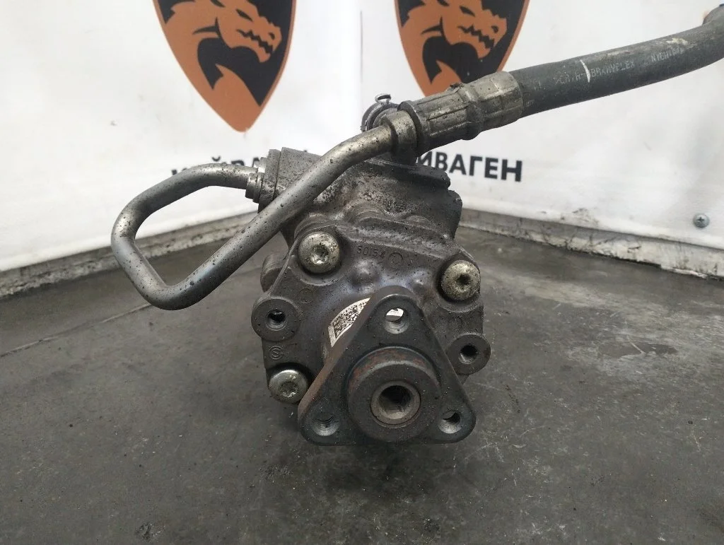 Насос гидроусилителя руля Audi A8 2012 D4