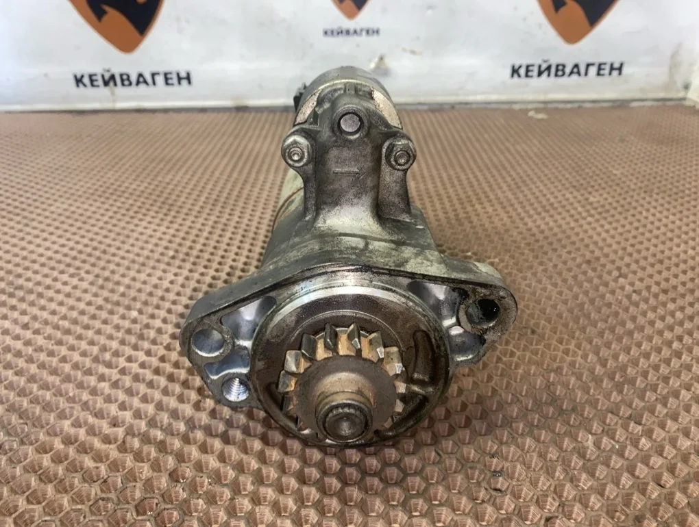 Стартер Volkswagen Touareg 2011 7P