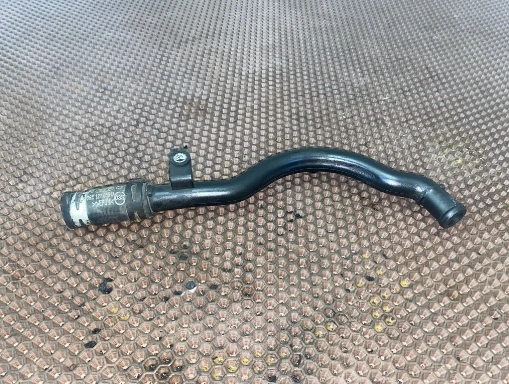 Трубка охлаждения Audi A6 2006 C6