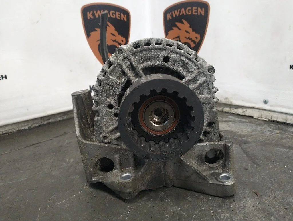 Генератор Volkswagen Touareg 2007 7L