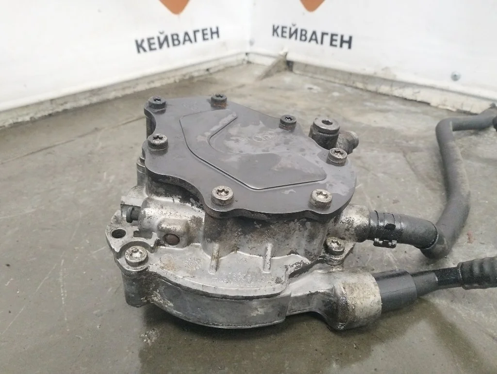 Вакуумный насос Volkswagen Touareg 2007 7L