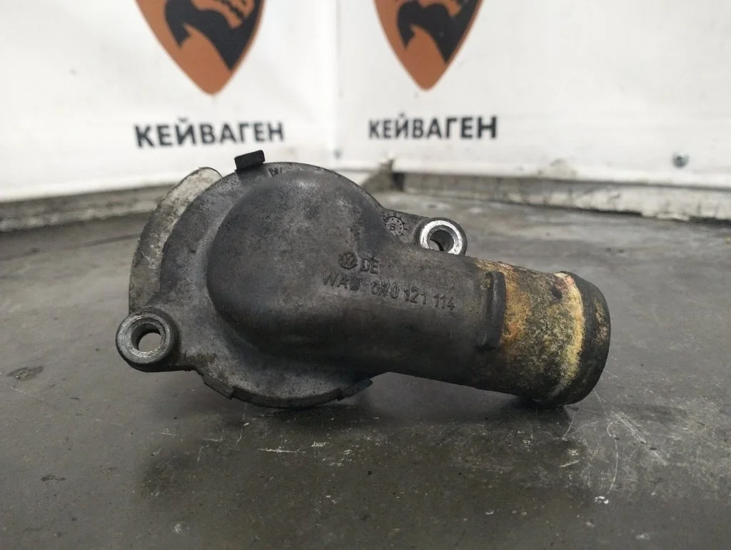 Термостат Volkswagen Touareg 2007 7L