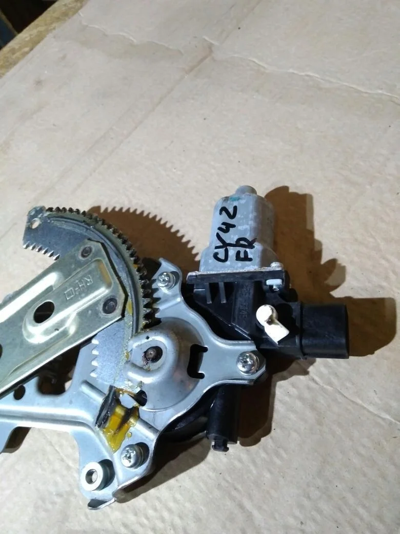 Б.у. стеклоподъемник MITSUBISHI LANCER CY4A MITSUBISHI LANCER CY4A