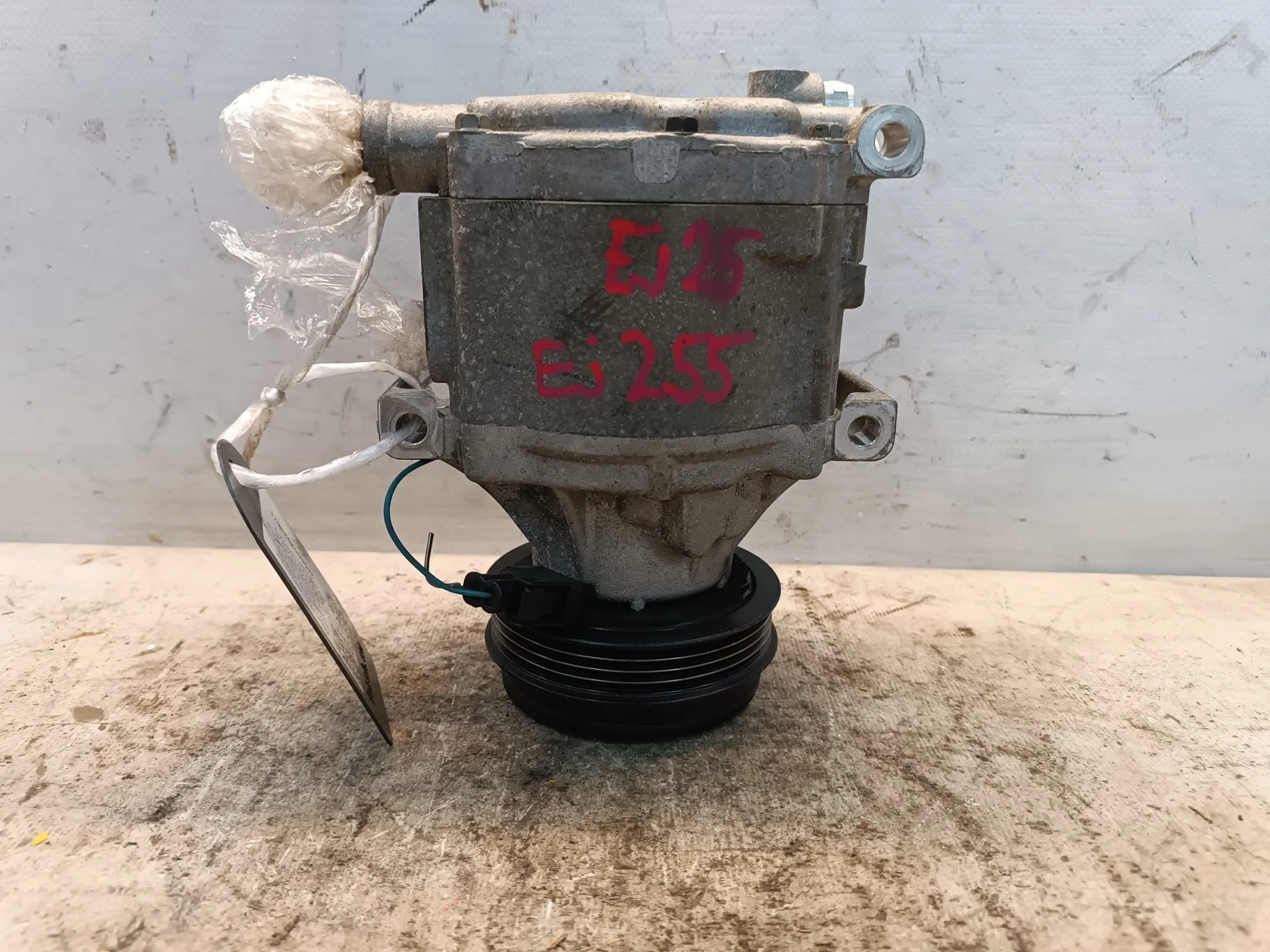 КОМПРЕССОР КОНДИЦИОНЕРА SUBARU ... EJ20X EJ20Y EJ253H EJ253J EJ255 LEGACY OUTBACK ... BM9 BP5 BP9 BPH BR9 3 УХА ТРУБКИ СВЕРХУ 73111AG000 4472607940