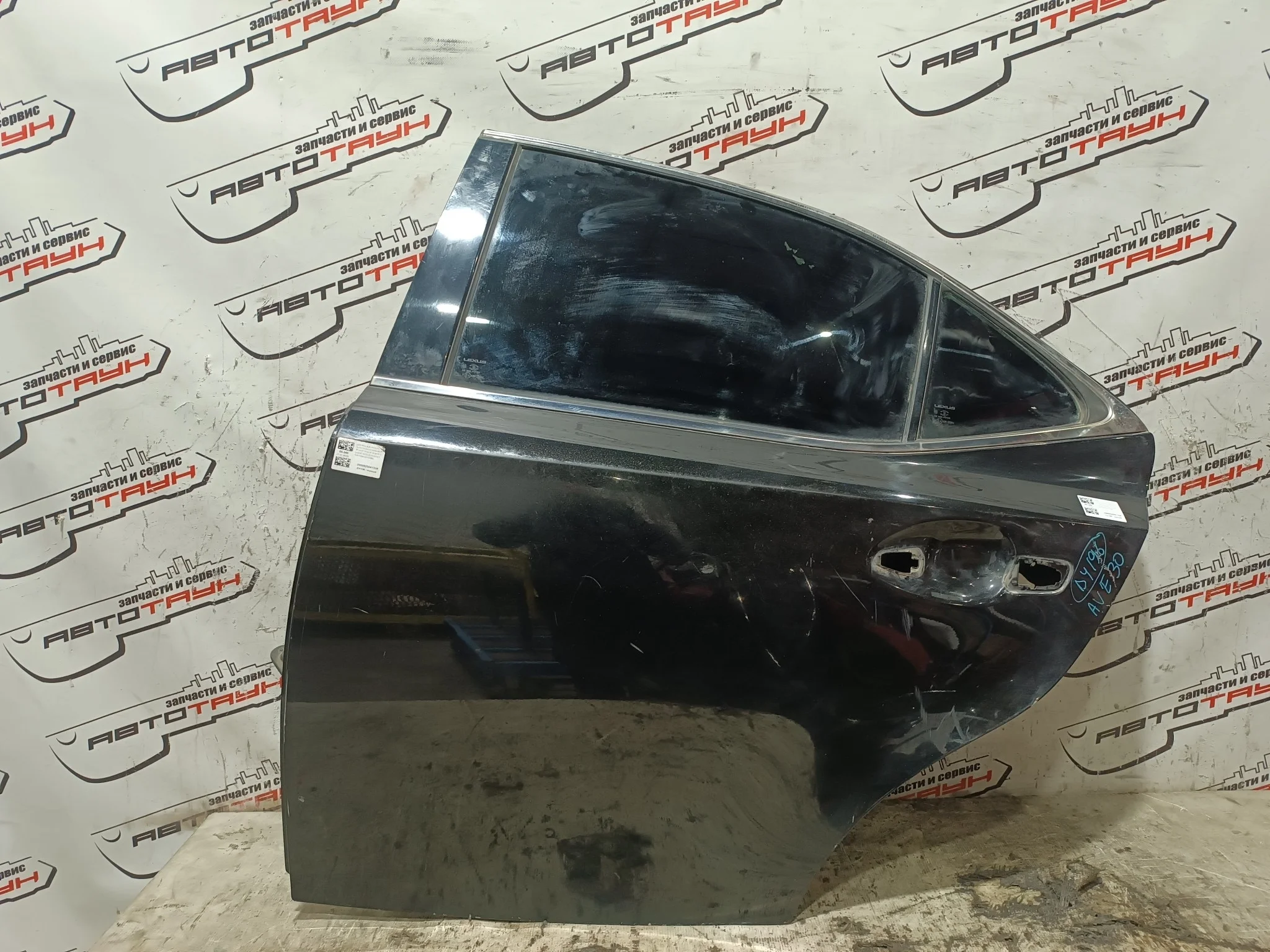 ДВЕРЬ LEXUS 6700453070 ЗАД ЛЕВО черный DY196