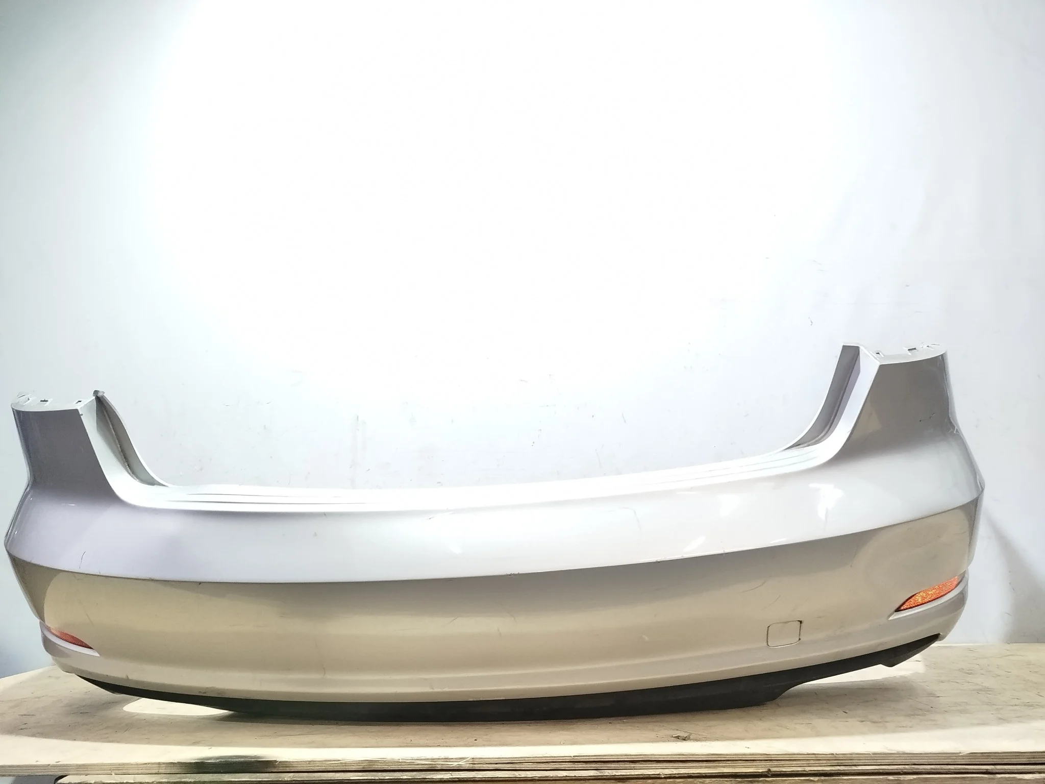 БАМПЕР AUDI 8V5807067 ЗАД серебро, LX7W XE308