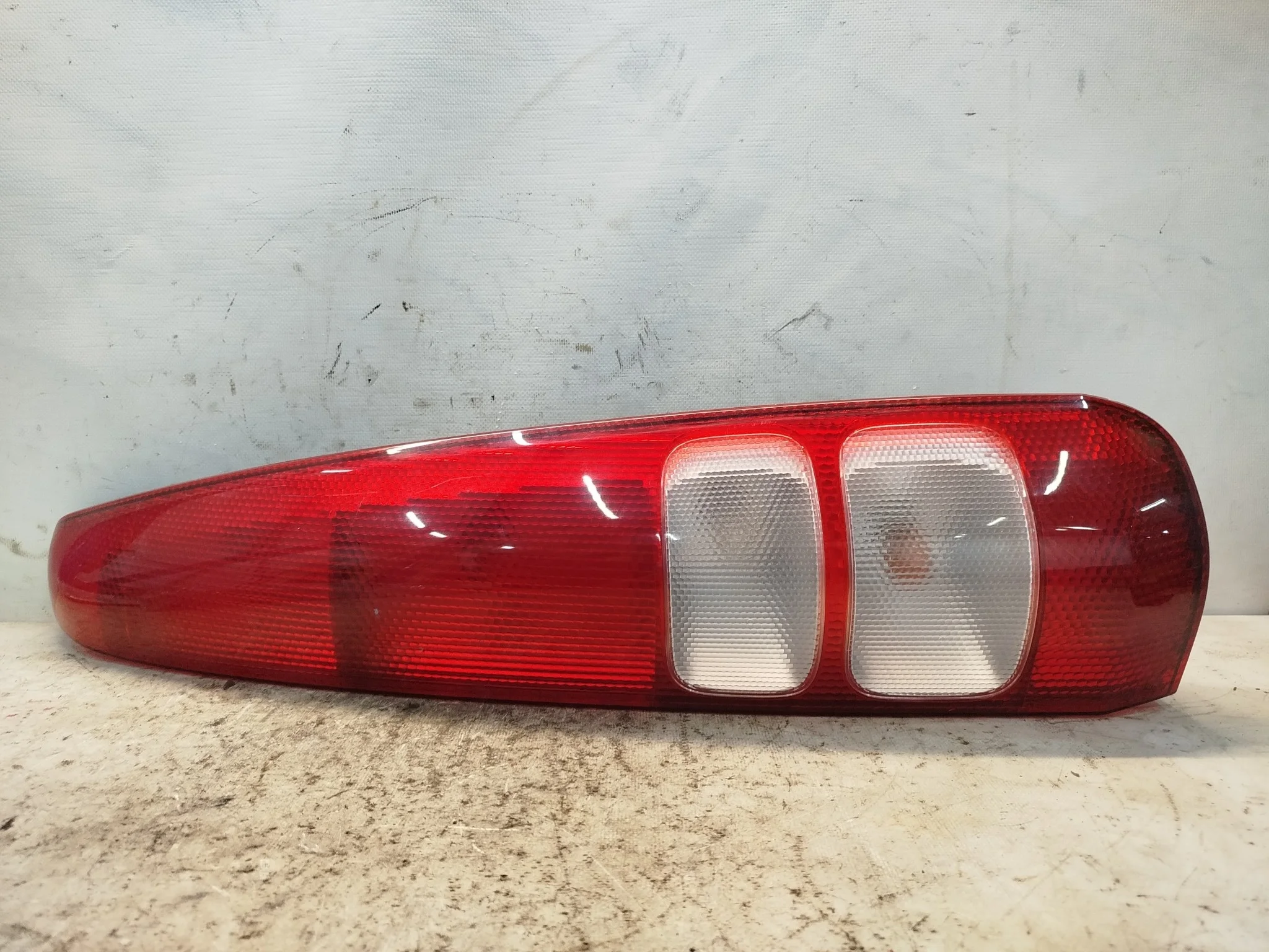 ФОНАРЬ HONDA ПРАВО 33501S2H003 XE279