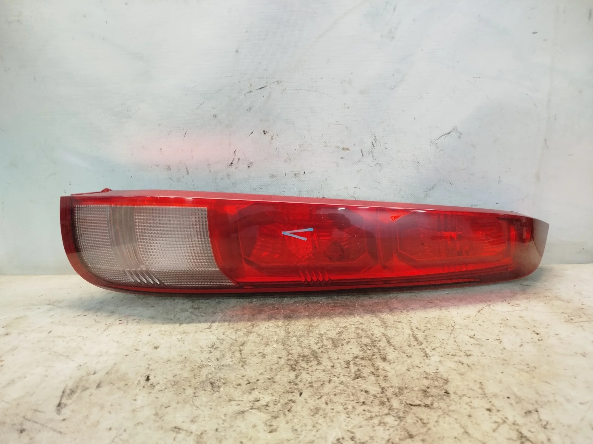 ФОНАРЬ NISSAN ПРАВО 26550EQ00A XA6157