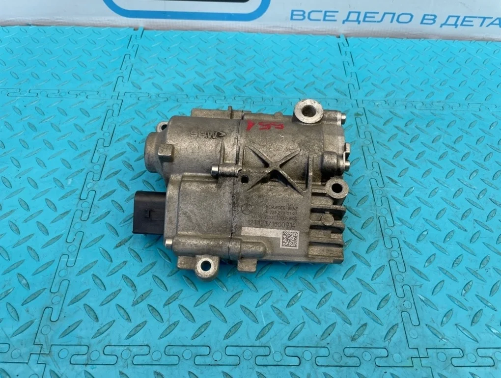 Насос акпп/маслонасос Mercedes-Benz Ml-Class 2012 A2212700197 W166 642.826 3.0