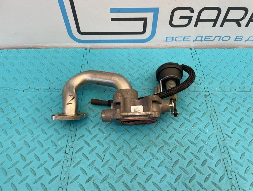 Клапан EGR Mercedes-Benz Ml-Class 2012 A6421401263 W166 642.826 3.0