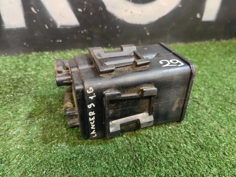 Абсорбер (фильтр угольный) Mitsubishi Lancer 9