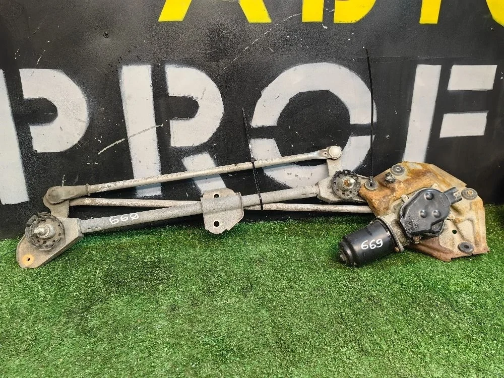 Трапеция дворников Mitsubishi Lancer 9