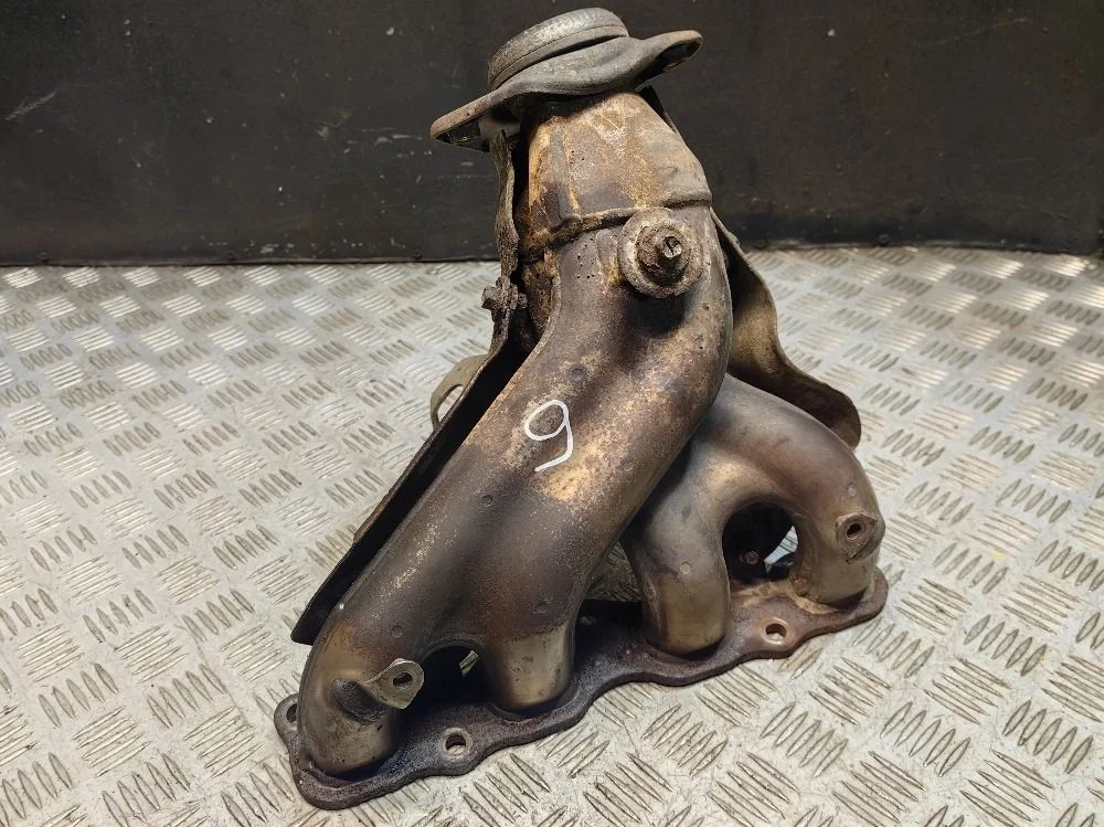 Коллектор выпускной Mitsubishi Lancer 10