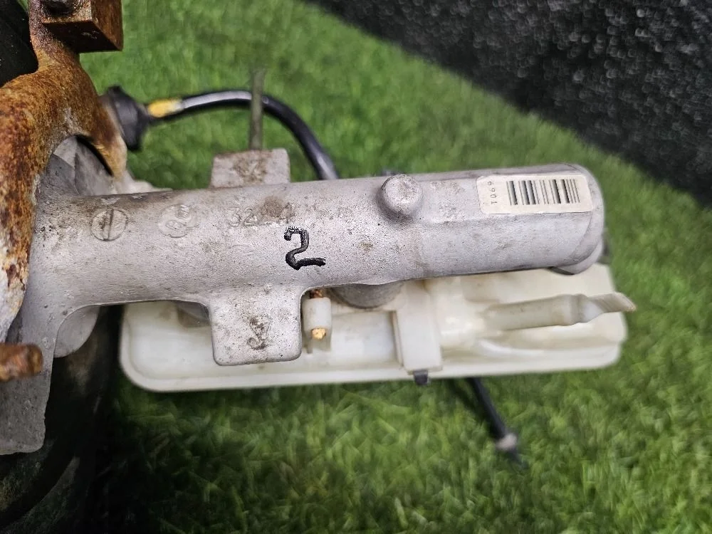 Главный тормозной цилиндр Toyota Corolla