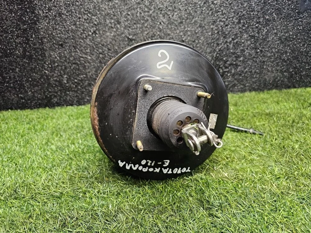 Усилитель тормозов вакуумный Toyota Corolla E120