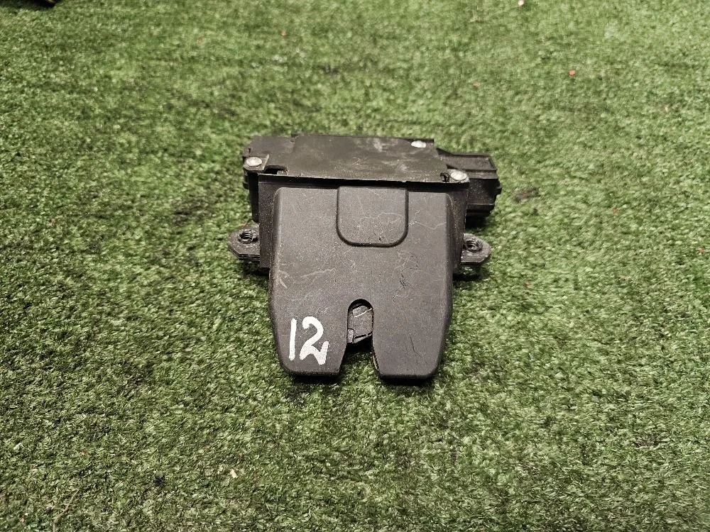 Замок багажника Ford C-MAX