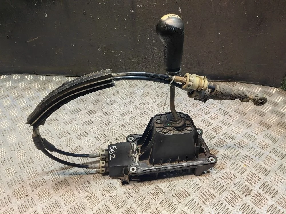 Кулиса Nissan Note E11 с тросом