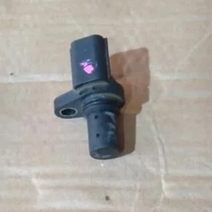 Б.у. датчик коленвала MITSUBISHI L200 KB4T MITSUBISHI L200 KB4T