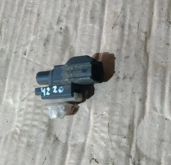 Б.у. датчик наружной температуры TOYOTA RAV4 ACA20 TOYOTA RAV4 ACA20