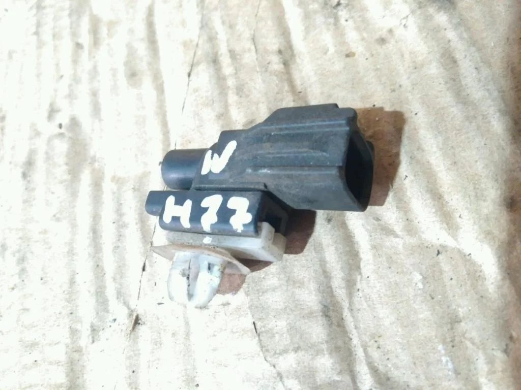 Б.у. датчик наружной температуры MITSUBISHI PAJERO PININ H77W MITSUBISHI PAJERO PININ H77W