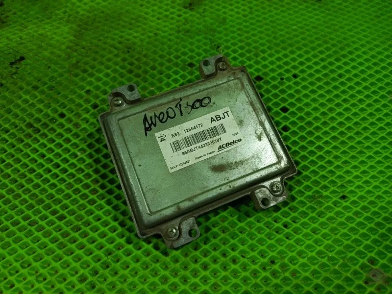 Блок управления двигателем Chevrolet Aveo T300 2013 12654172 СЕДАН F16D4