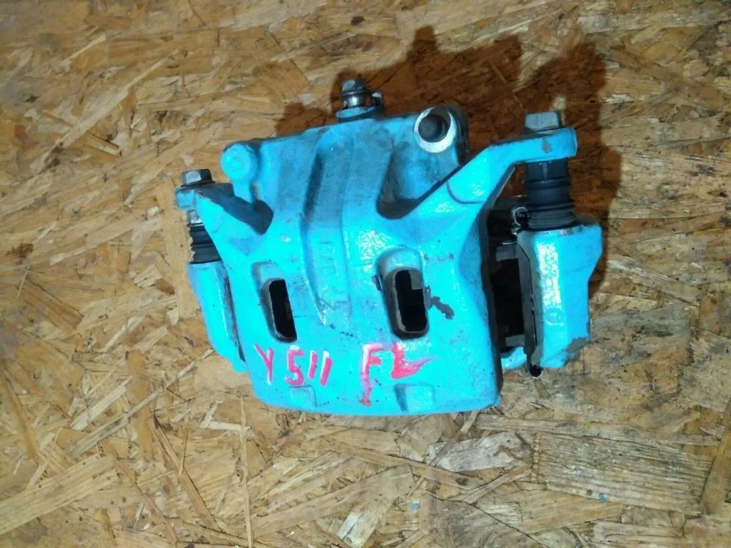 Б.у. суппорт INFINITI M37 Y51 INFINITI M37 Y51