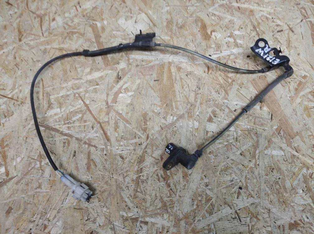 Б.у. датчик abs TOYOTA COROLLA E120 TOYOTA COROLLA E120