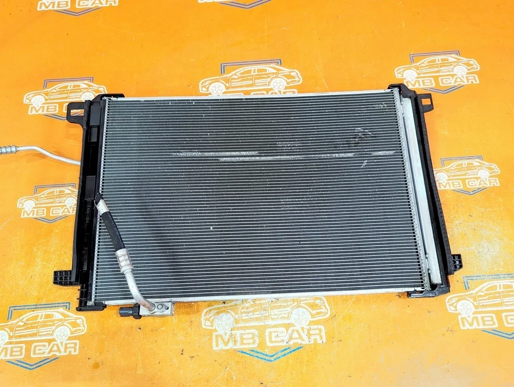 Радиатор кондиционера Mercedes-Benz