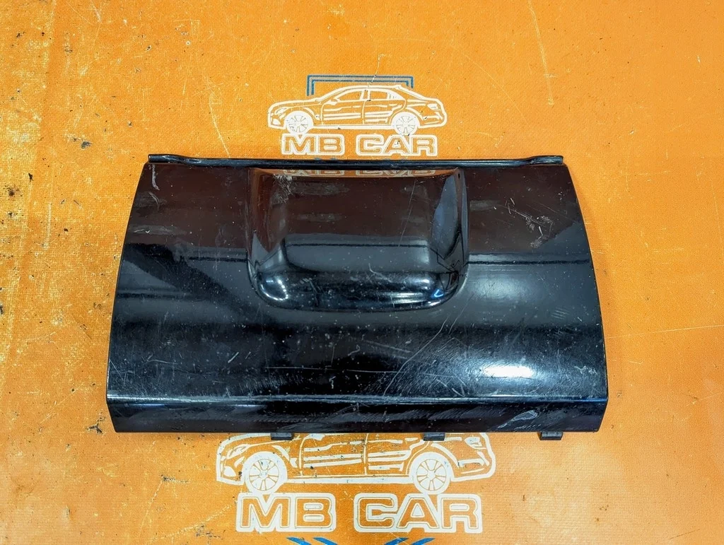 Заглушка бампера Mercedes-Benz