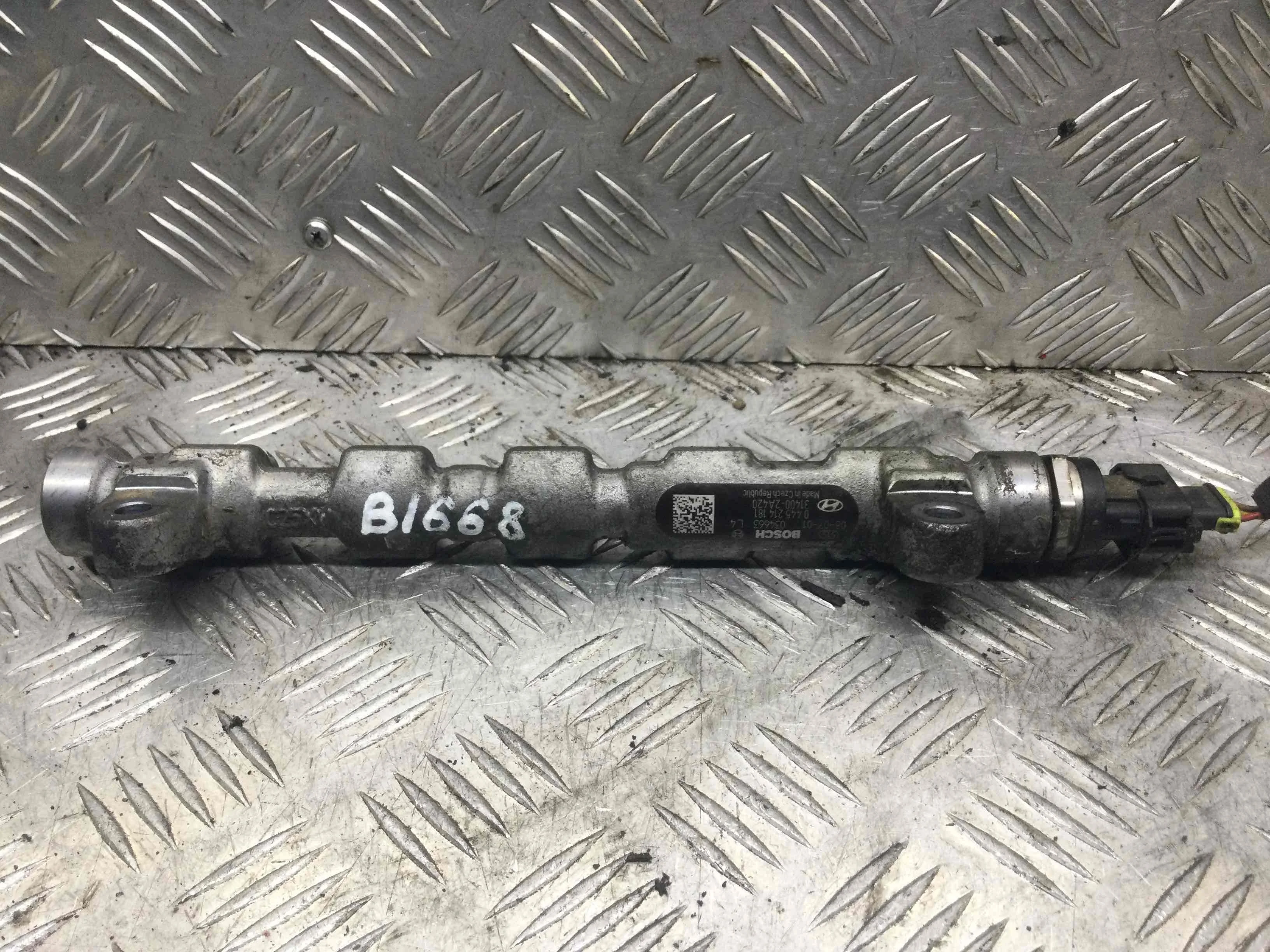 Топливная рампа Hyundai i30 1 поколение (2007-2010) дизель 1.6 CRDi Механика Седан