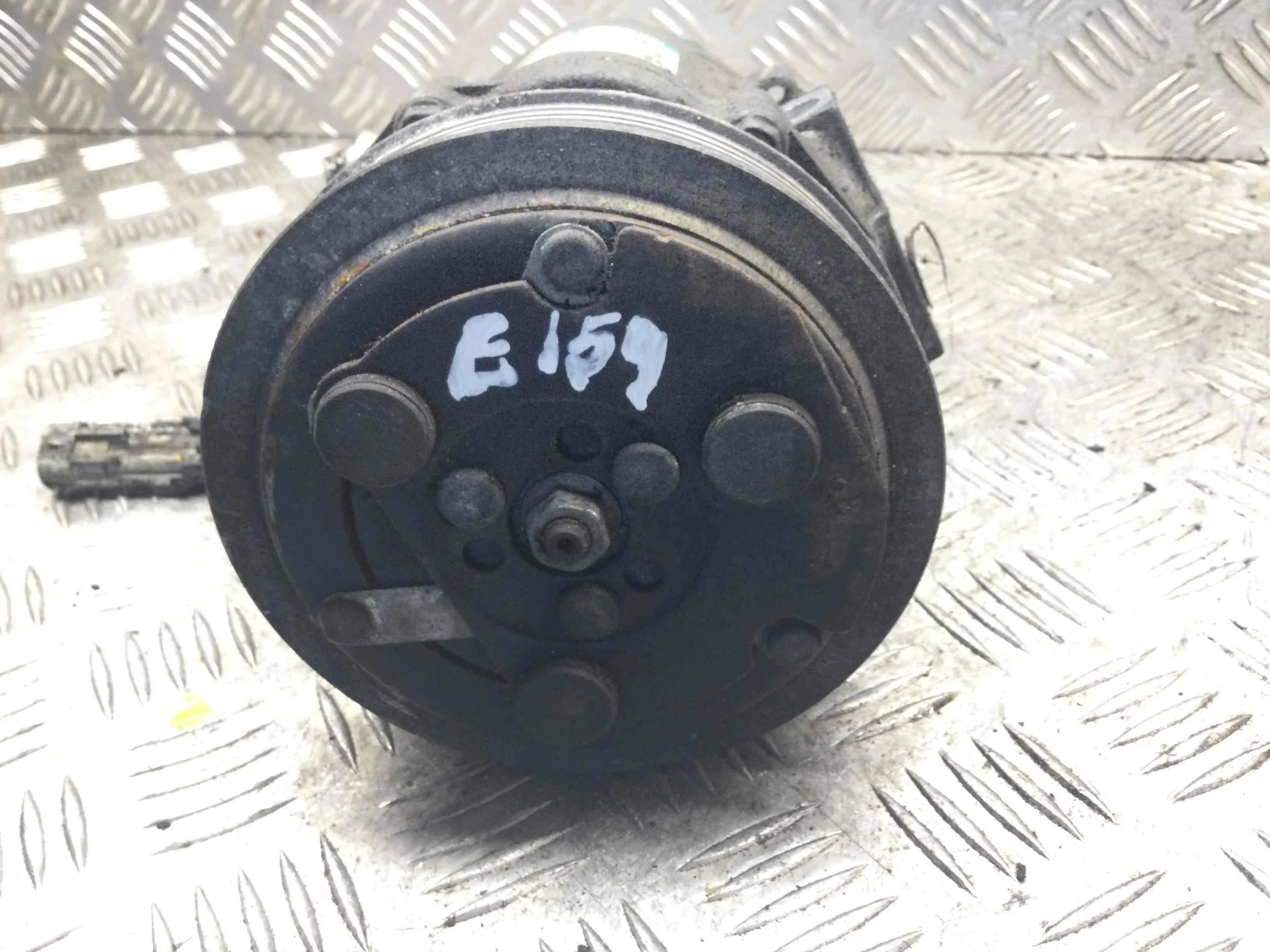 Компрессор кондиционера Opel Corsa C [рестайлинг] (2003-2006) бензин 1.2 i Механика