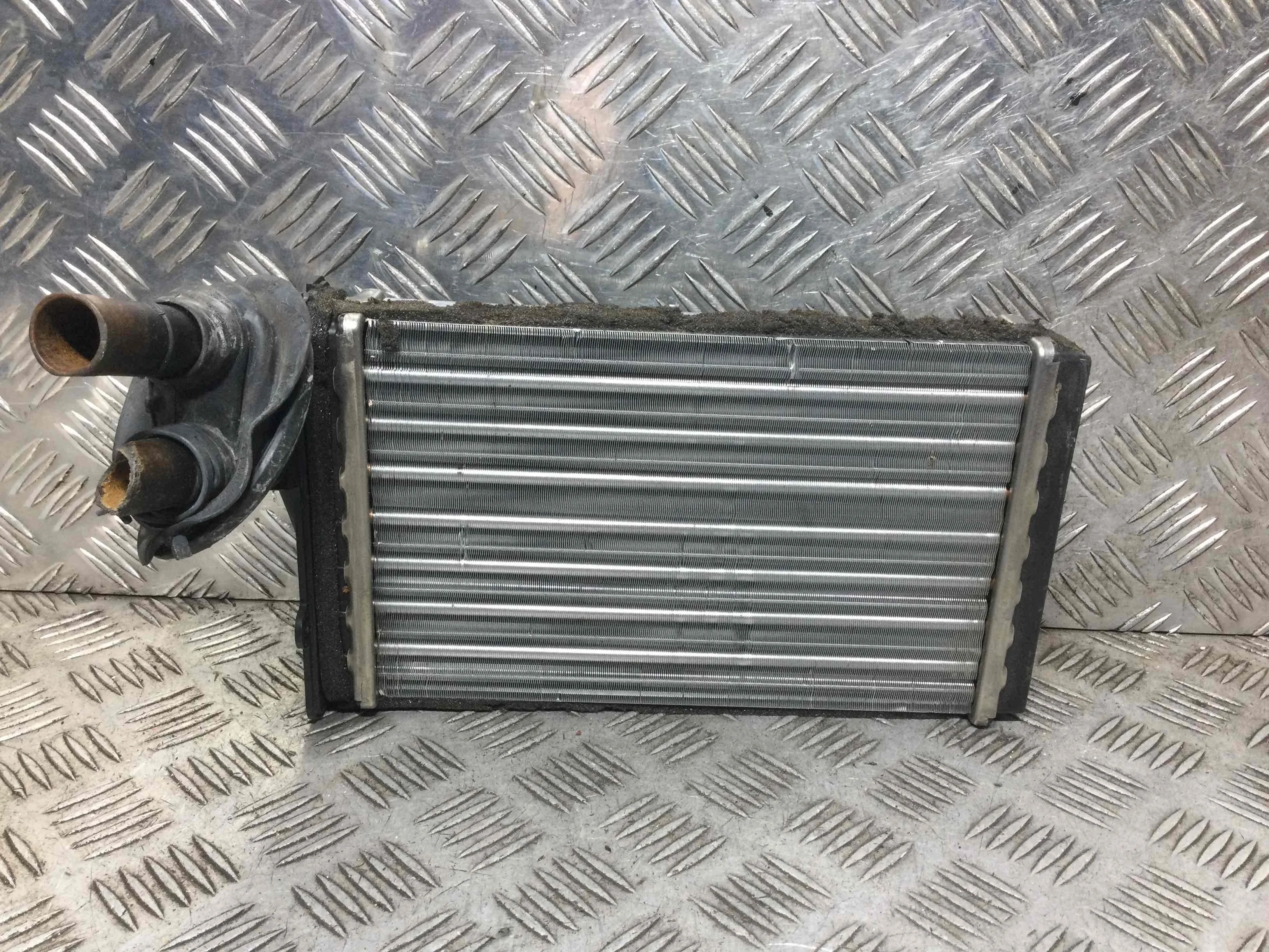 Радиатор отопителя (печки) Volkswagen Passat B5 (1996-2000) бензин 1.6 i Механика Универсал