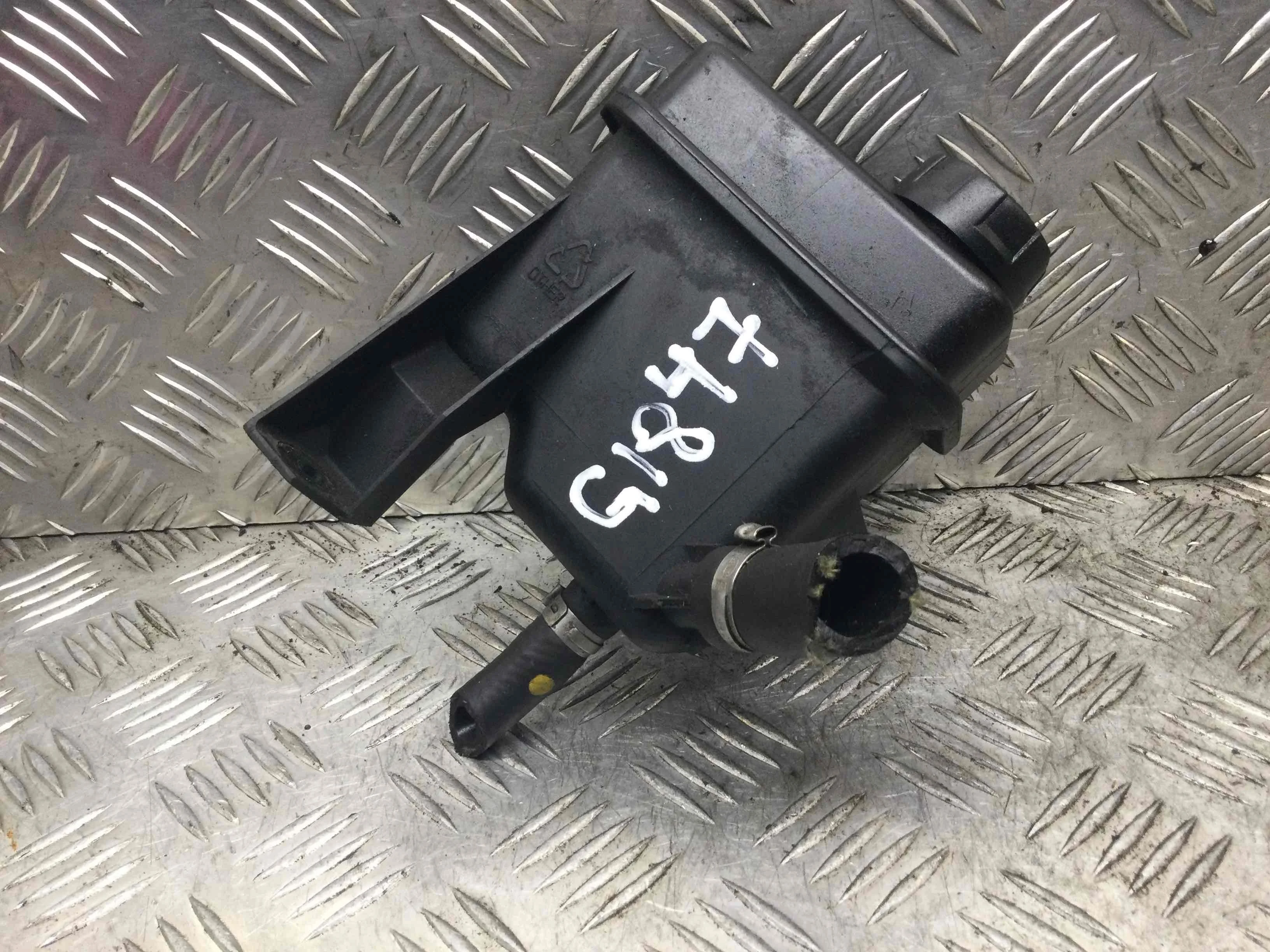 Бачок гидроусилителя Mitsubishi Space Star 1 поколение (1998-2002) бензин 1.3 i Механика Минивэн