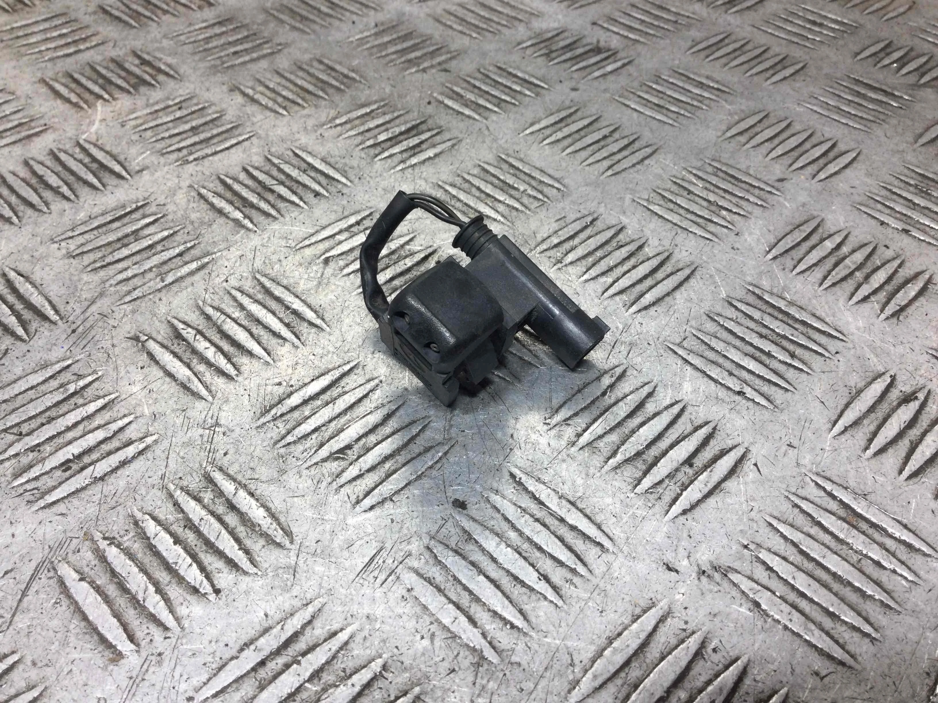 Форсунка омывателя Mercedes S-klasse W220 (1998-2002) бензин 5.0 i Автомат Седан