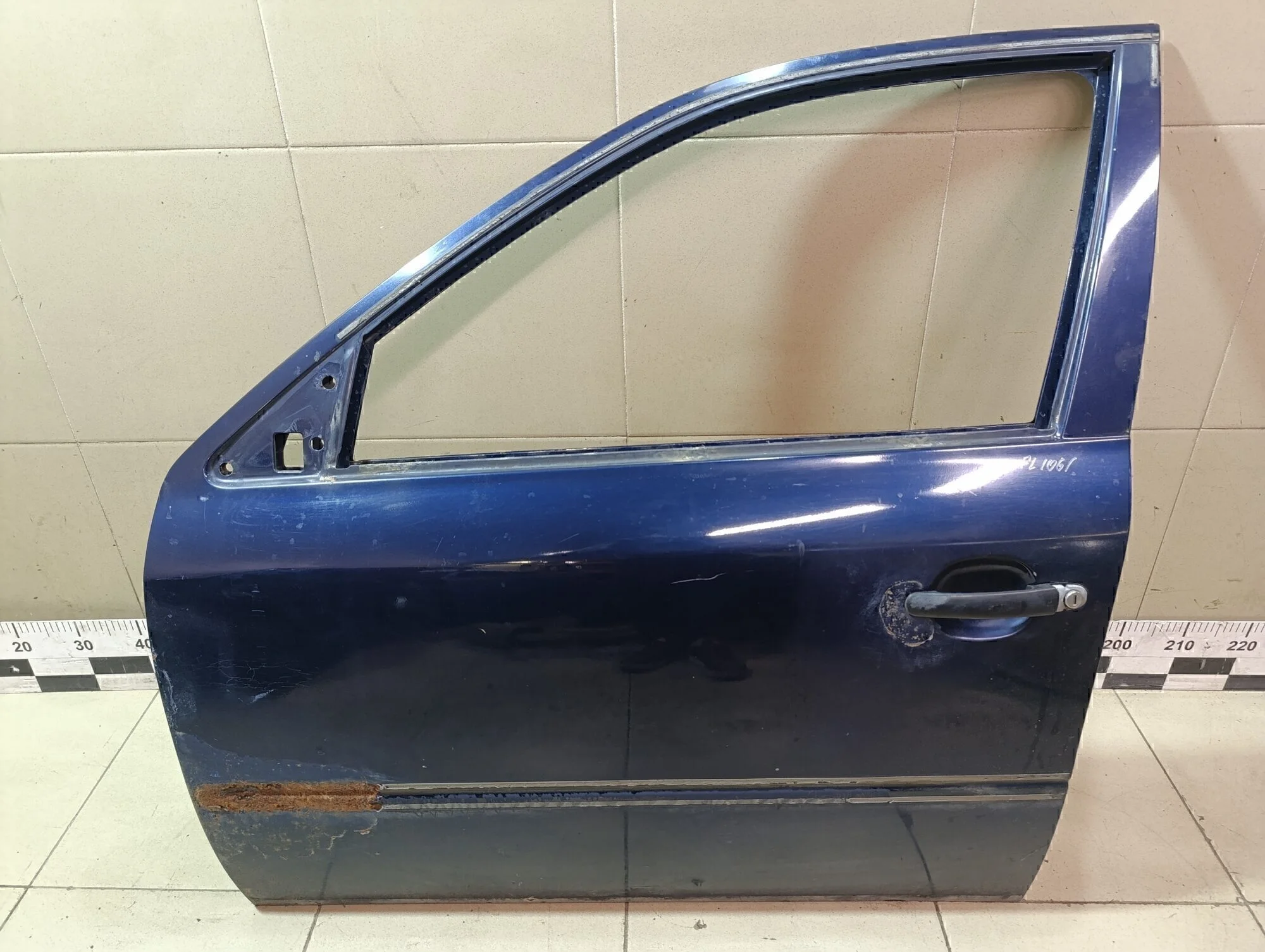 Дверь передняя левая Octavia (A4 1U-) 2000-2011