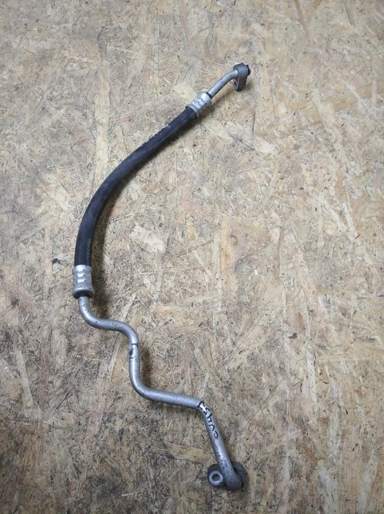 Б.у. трубка кондиционера короткая TOYOTA CAMRY V40 ACV40 TOYOTA CAMRY V40 ACV40