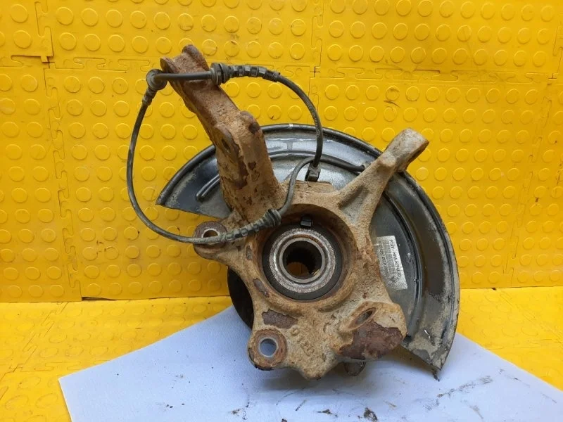 Кулак поворотный Renault Kaptur 2017 8200881916 REA H4M429, передний правый