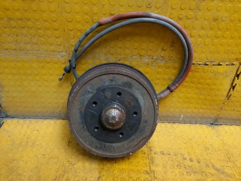 Тормозной барабан Renault Kaptur 2017 440106054R REA H4M429, задний левый