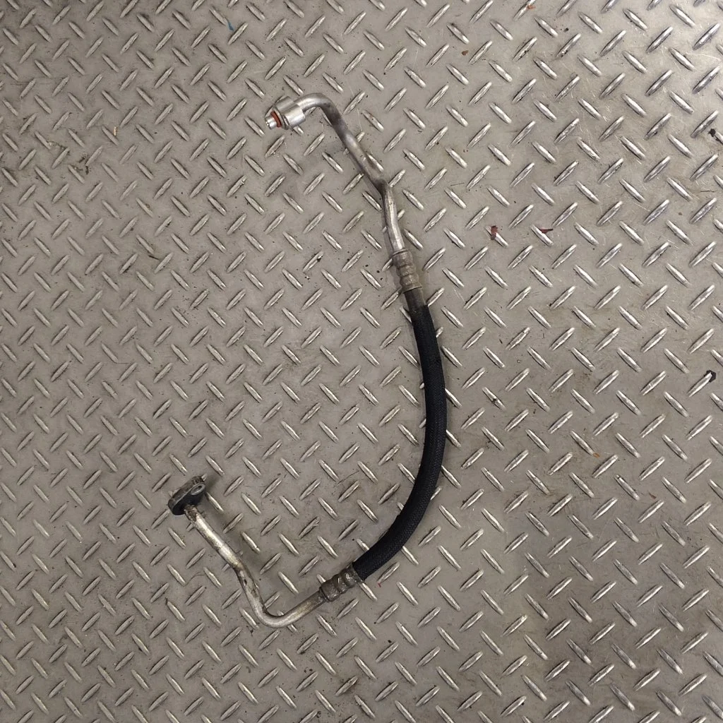 Трубка кондиционера Ford Focus 2006 1465448 2 2.0 TDI G6DA