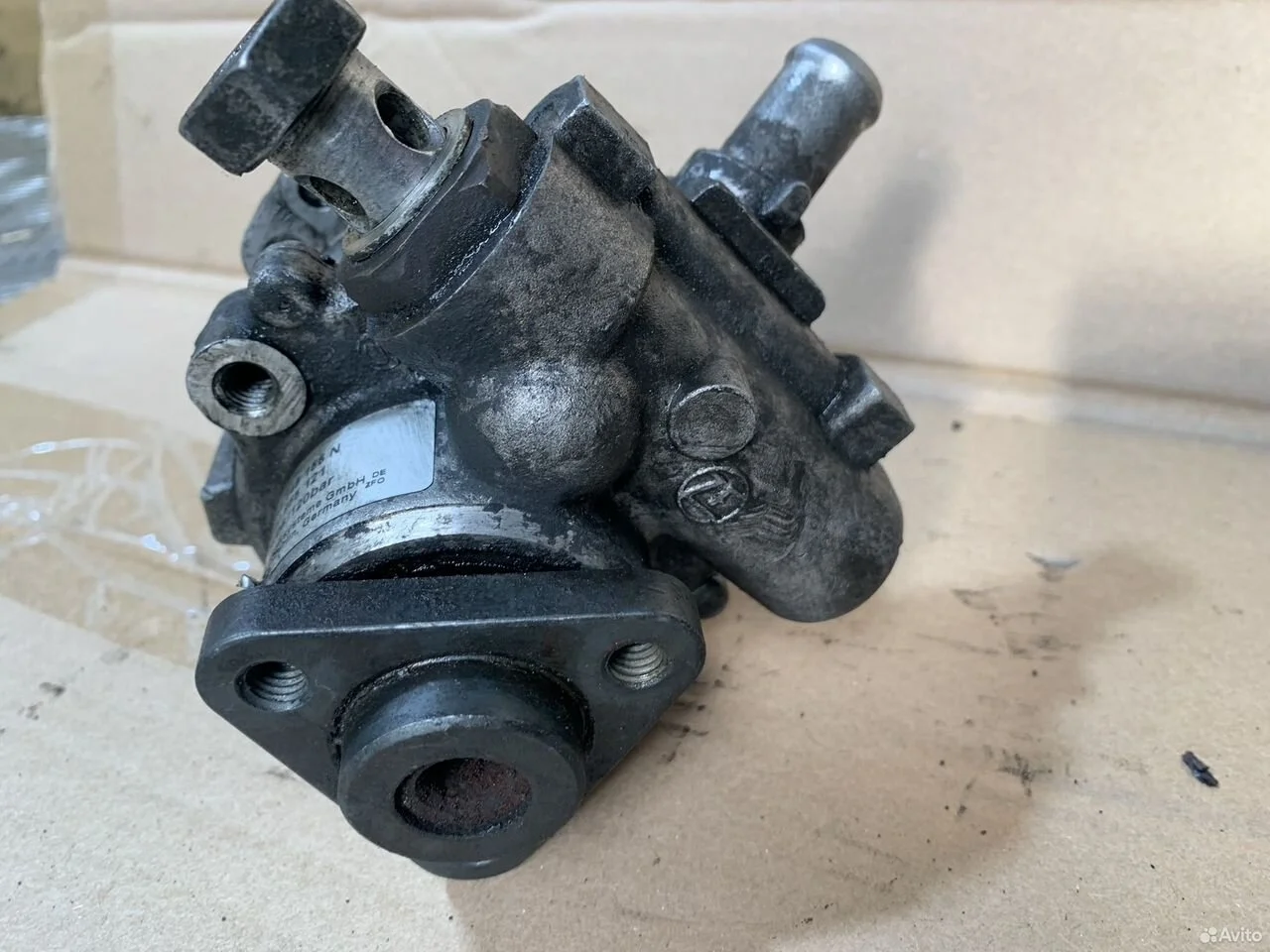 Насос гур audi a4 1.9 tdi avf