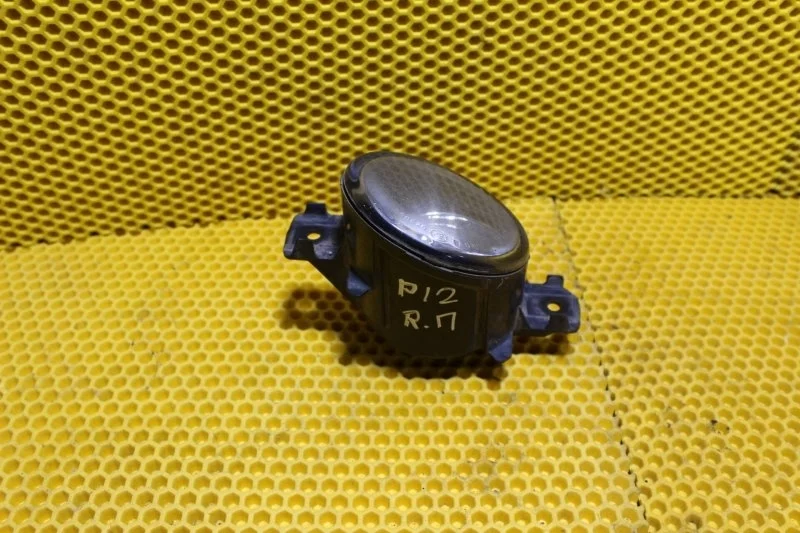 Фара противотуманная Nissan Primera 2001—2008 261508990A P12, правая