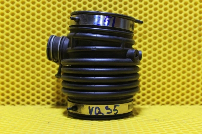 Патрубок воздушный Nissan Murano 2007—2013 165761AA1A Z51 VQ35