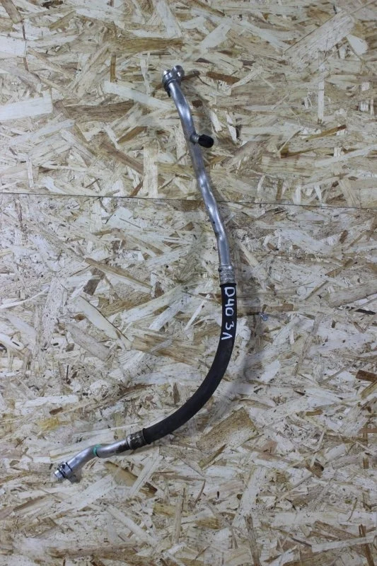 Трубка кондиционера Nissan Navara 2010—2015 92490EB400 D40