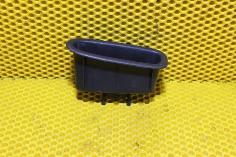 Ручка обшивки двери Nissan Note 2008—2013 809519U00B E11, передняя левая