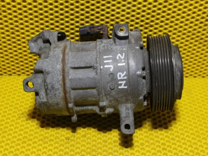 Компрессор кондиционера Nissan Qashqai 2006—2010 926004EB0A J11E