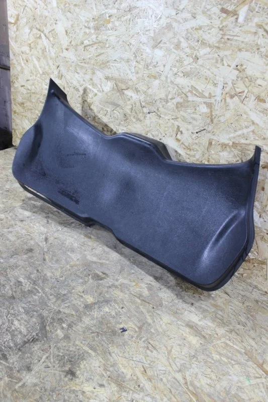 Накладка крышки багажника Nissan Qashqai 2010—2013 90901JD000